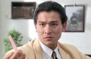 如何打造帅气成熟的大背头
