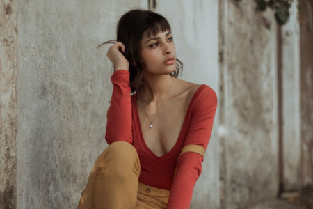 女性出现脱发不可怕吗？怕你重视