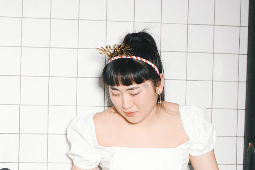 女性严重脱发究竟是什么原因引起的？女性脱发治疗！