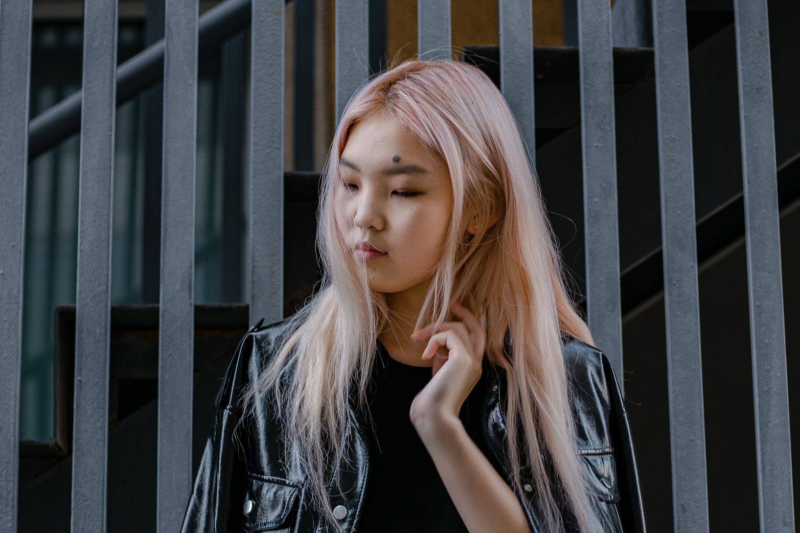 产后掉发还能再长回来吗？产后脱发的正确护理！