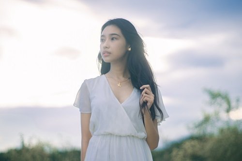 ​导致脱发的原因有什么？减轻掉头发的方法！