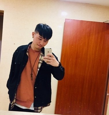 补发后帅气年轻十岁 补发后帅气年轻十岁