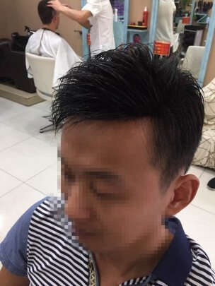 补发后正面帅气形象