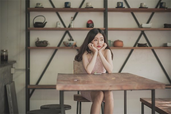 女儿发际线太高怎么办？