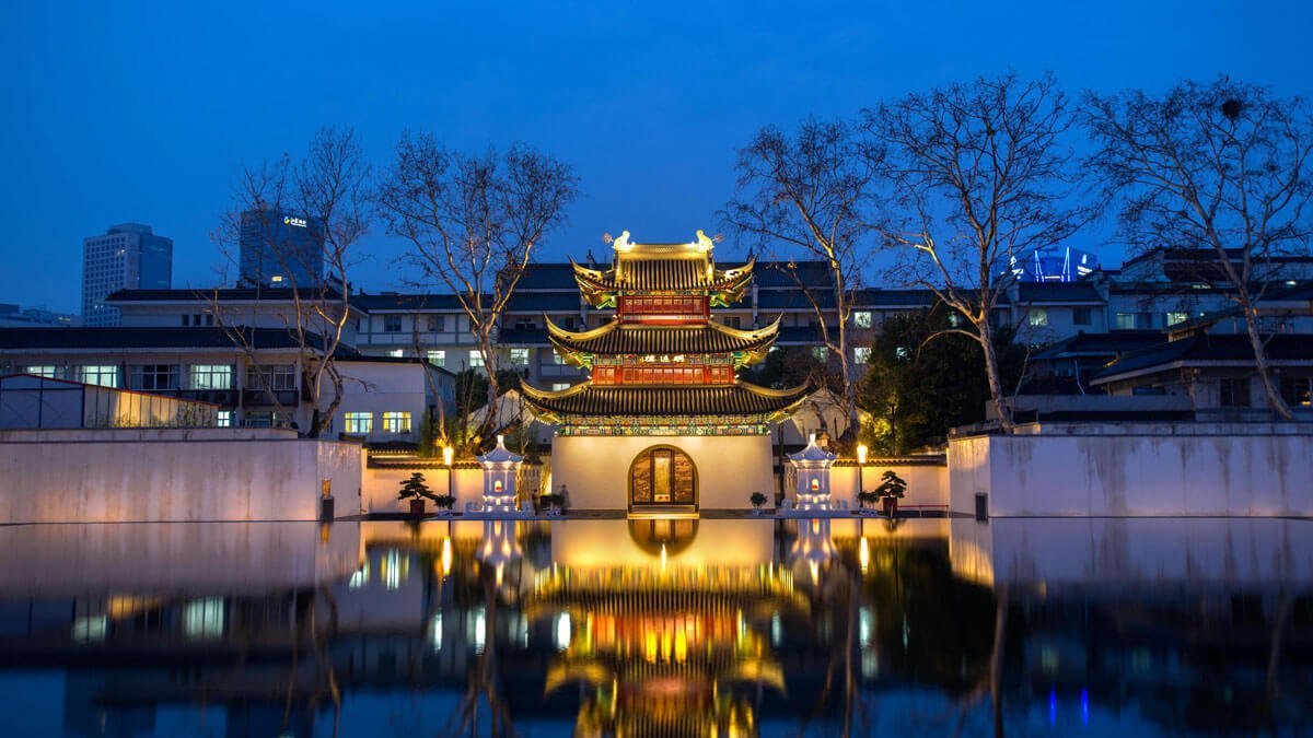 极客补发南京店地址在哪？