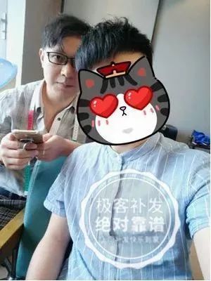与发型师合影 与发型师合影