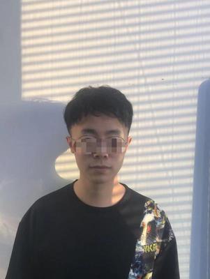 补发后发型帅气,年轻十岁 补发后发型帅气,年轻十岁