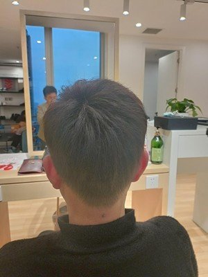 补发后背面效果