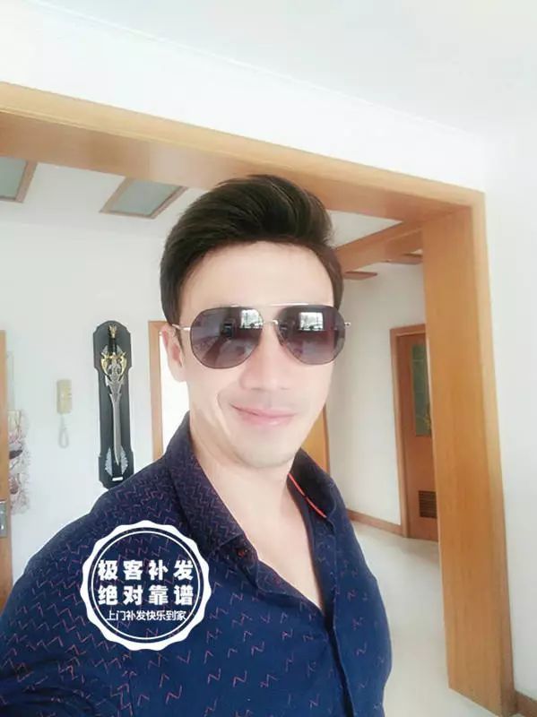 补发后帅气发型 补发后帅气发型